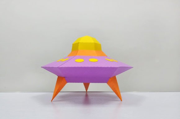 Alien Ship 3D Paper Sculpture Craft – A Creative Boost for Kids’ Branding
